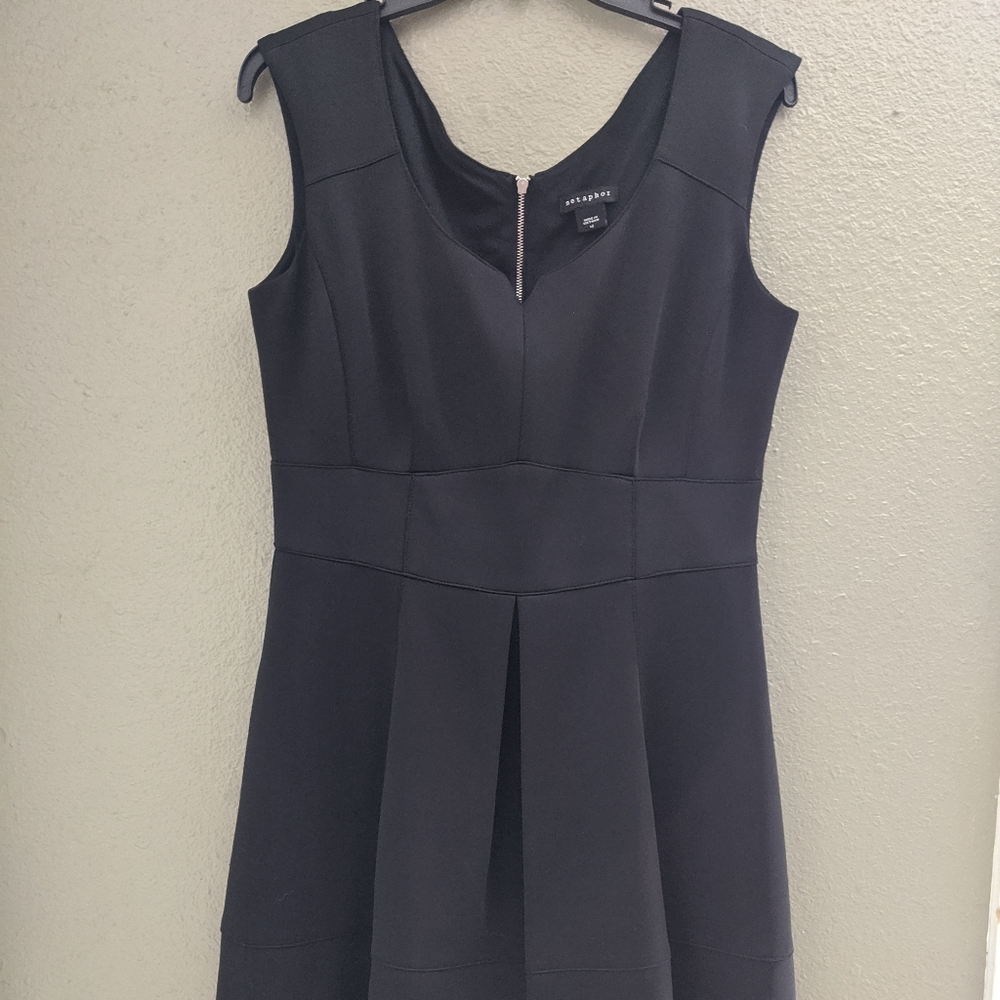 Metaphor Dress